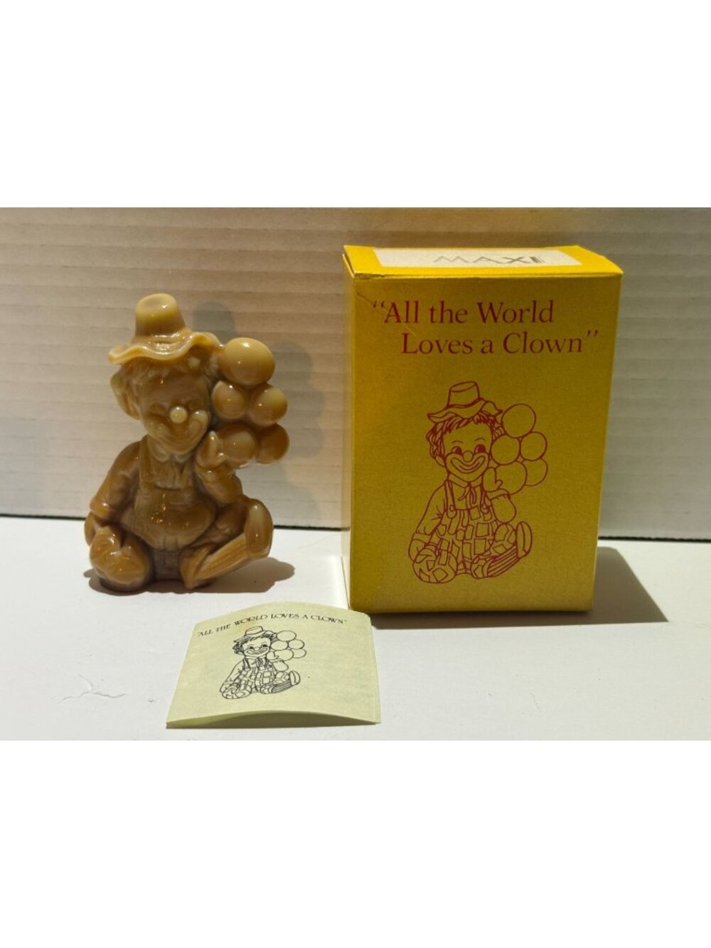 Vintage Mosser Glass All the World Loves A Clown "Maxi" Tan/Brown
